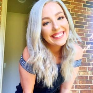 Meet your Posher, Melissa